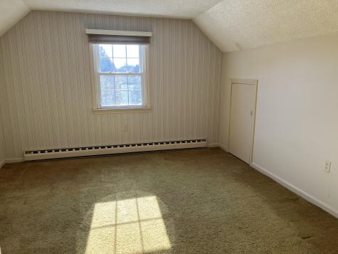 28 N Riverside Drive Waterville ME 04901