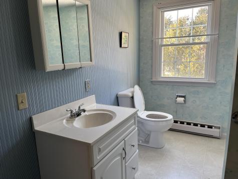 28 N Riverside Drive Waterville ME 04901