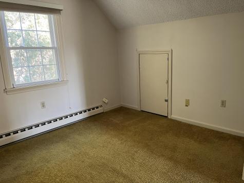 28 N Riverside Drive Waterville ME 04901