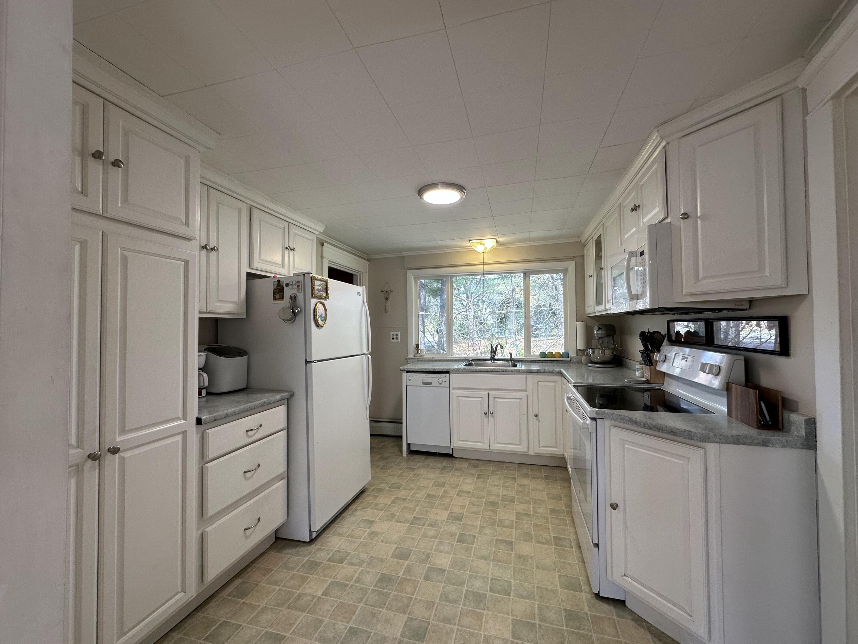 94 Western Promenade Auburn ME 04210