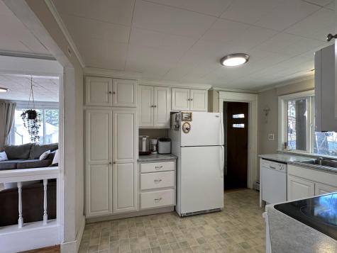 94 Western Promenade Auburn ME 04210