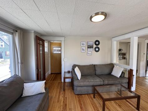 94 Western Promenade Auburn ME 04210