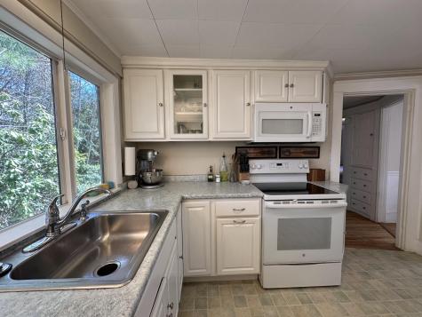 94 Western Promenade Auburn ME 04210