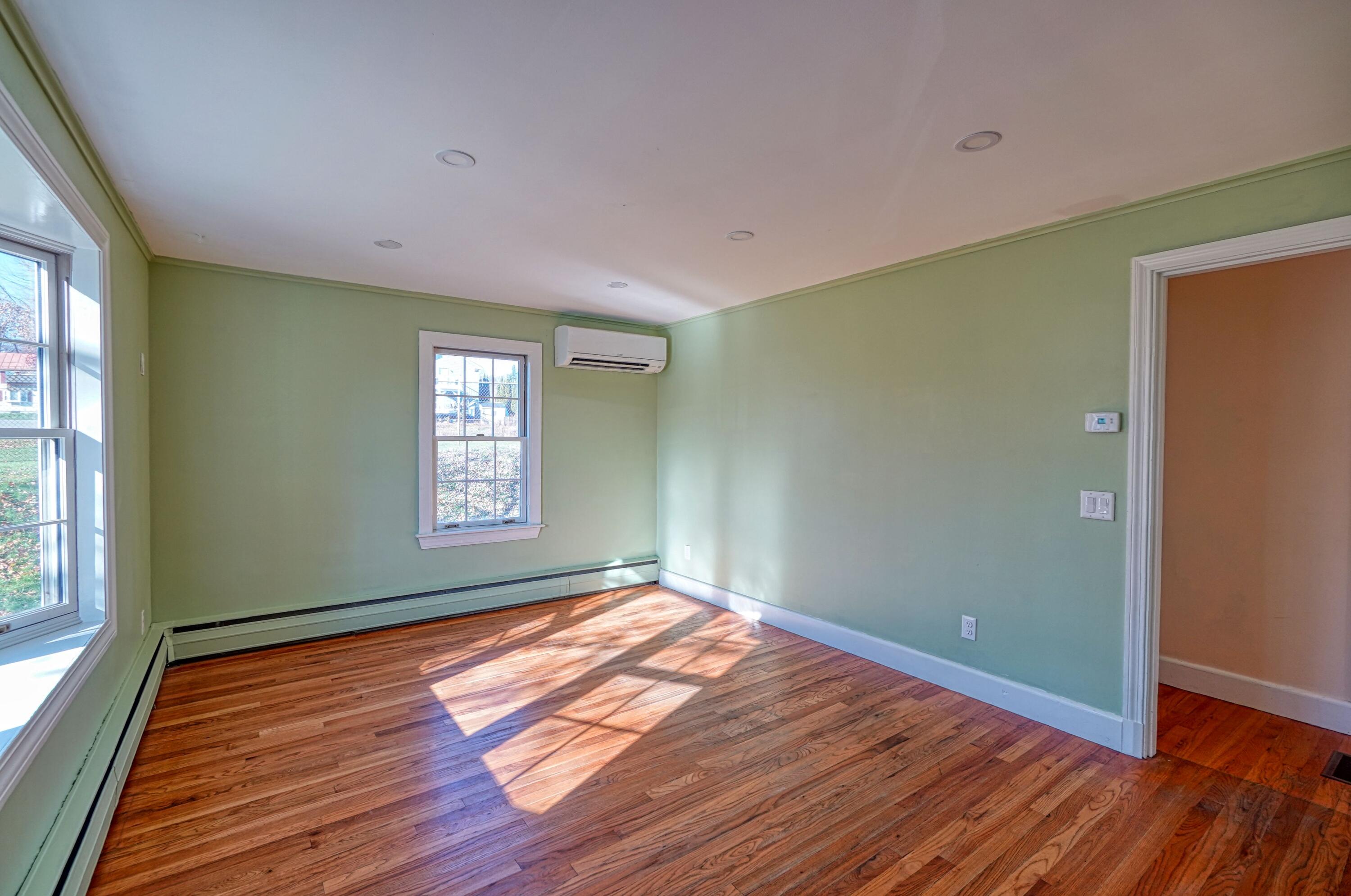 29 Sterling Street Waterville ME 04901