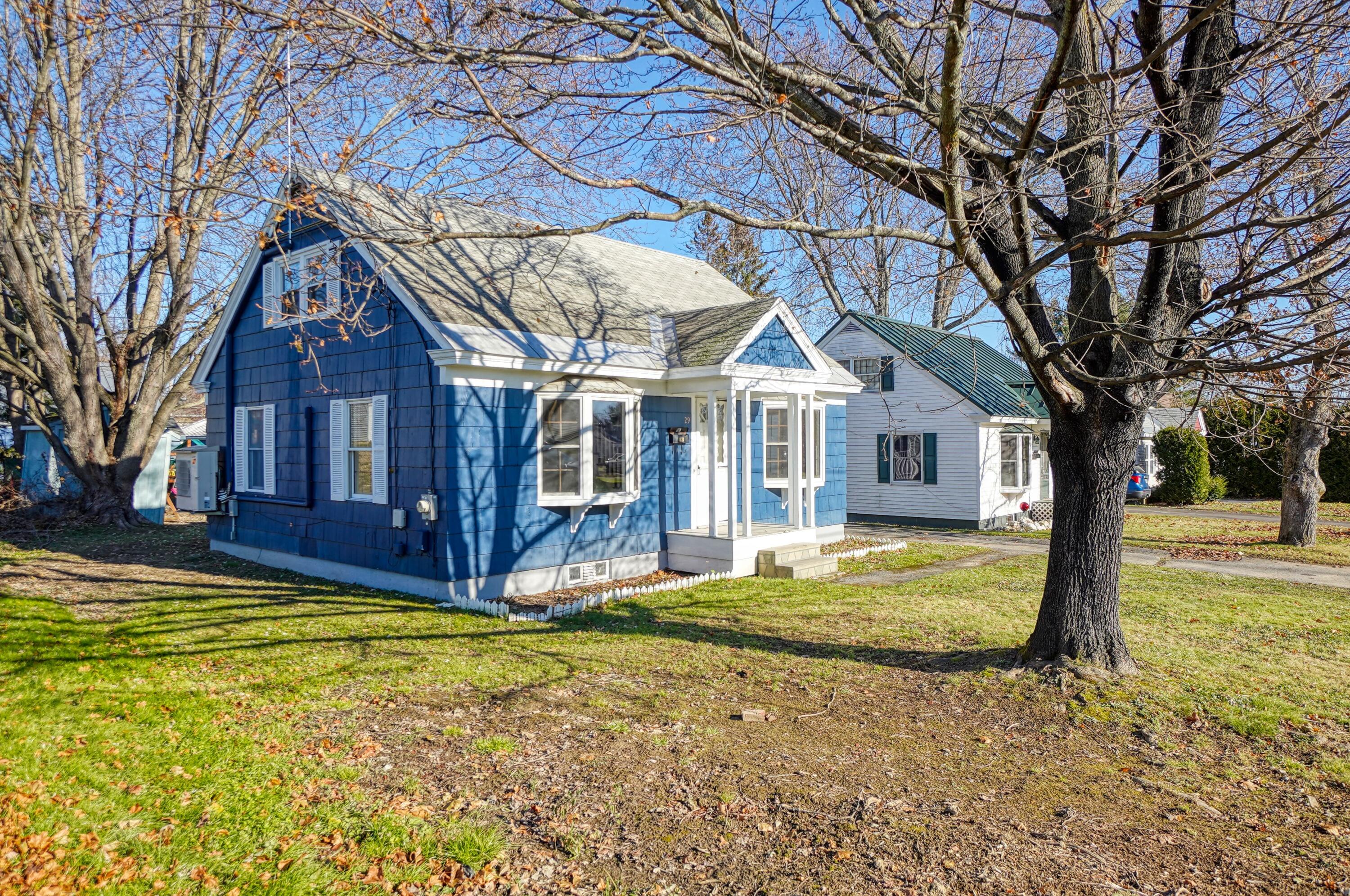 29 Sterling Street Waterville ME 04901