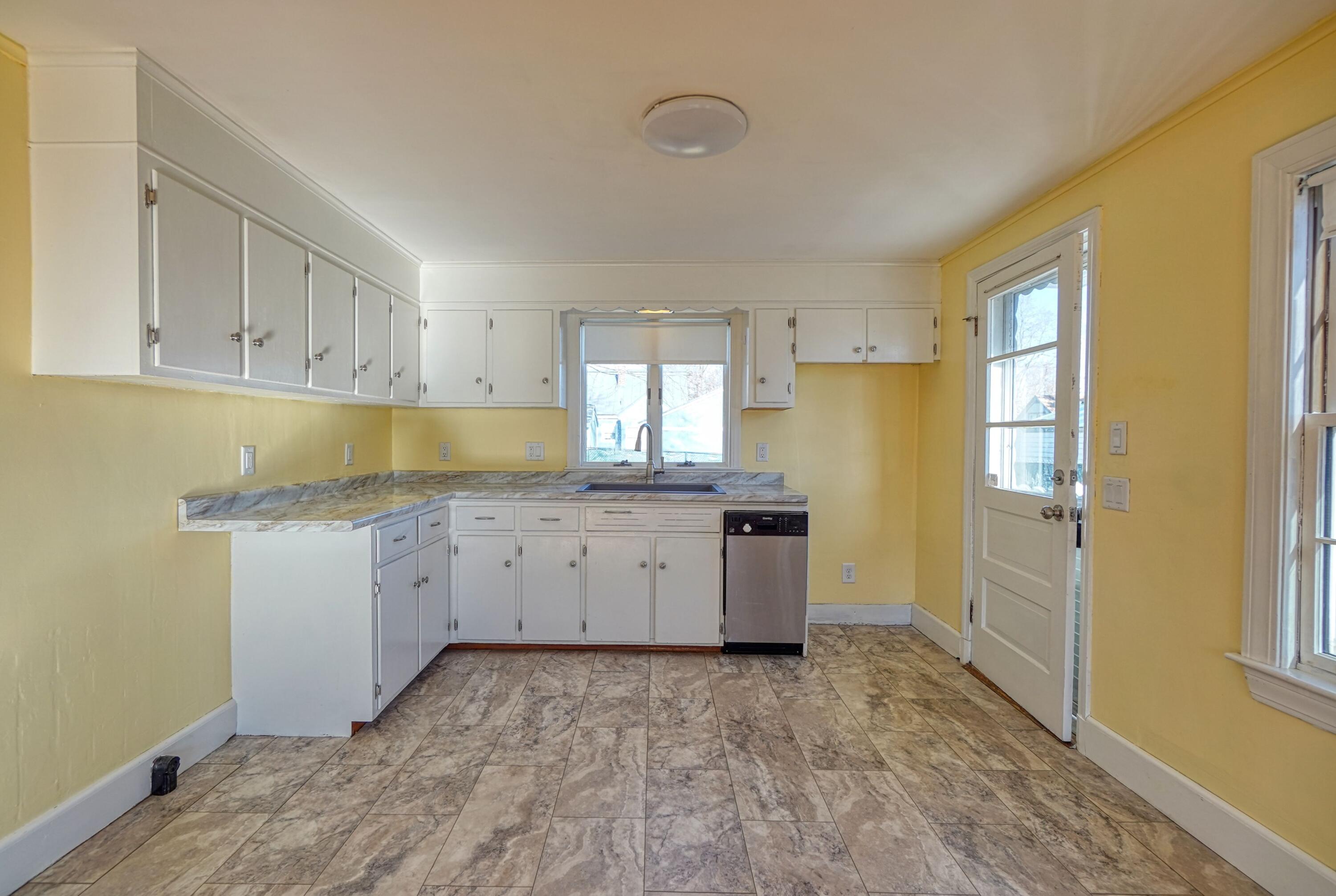29 Sterling Street Waterville ME 04901