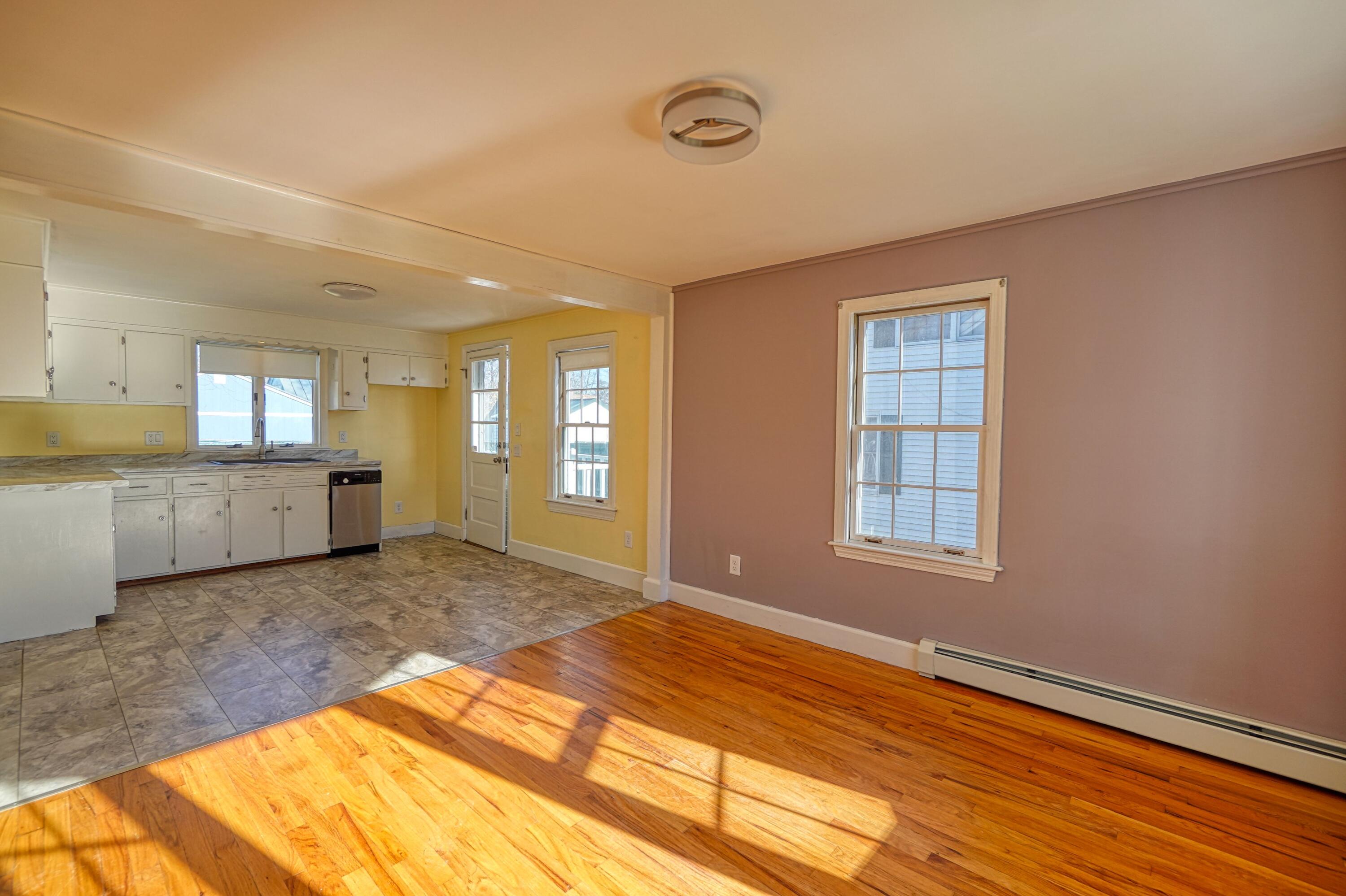 29 Sterling Street Waterville ME 04901