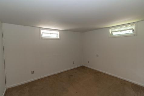 95 Pipeline Road Raymond ME 04071