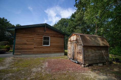 95 Pipeline Road Raymond ME 04071