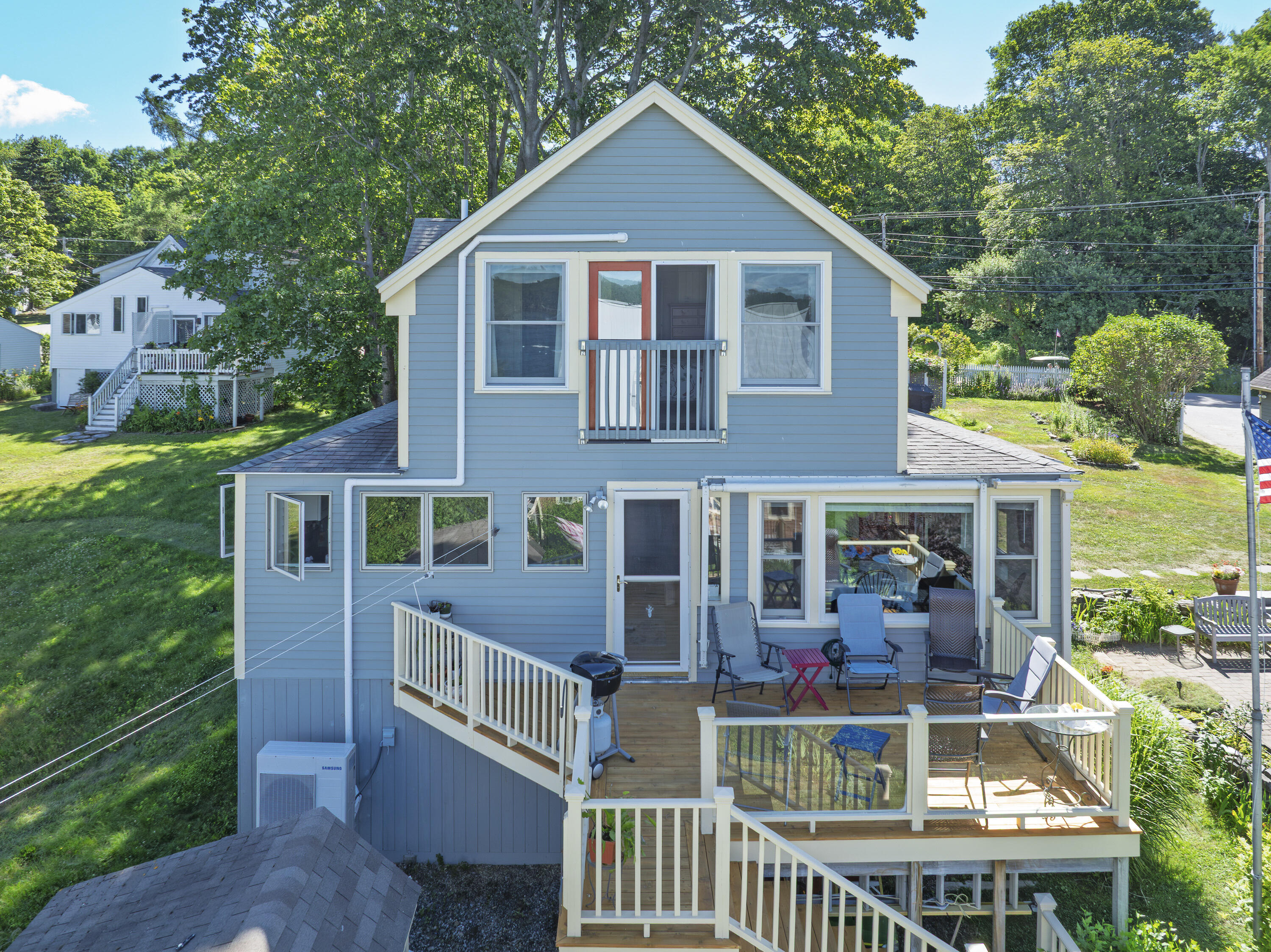 364 Island Avenue Portland ME 04108
