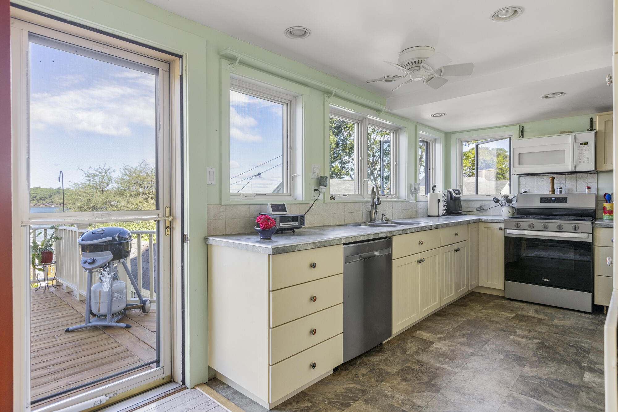 364 Island Avenue Portland ME 04108