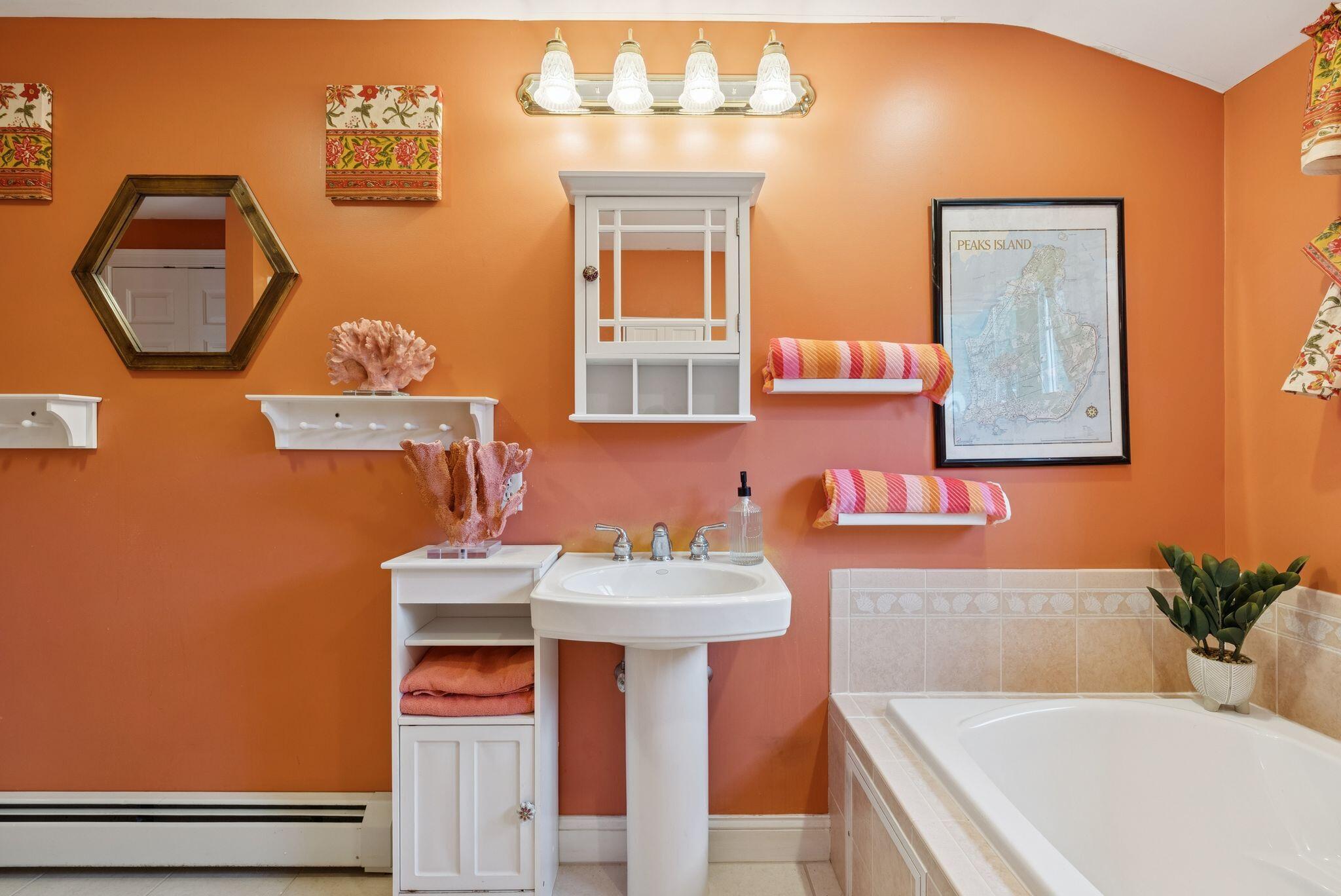 10 Seaside Avenue Saco ME 04072