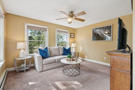 10 Seaside Avenue Saco ME 04072