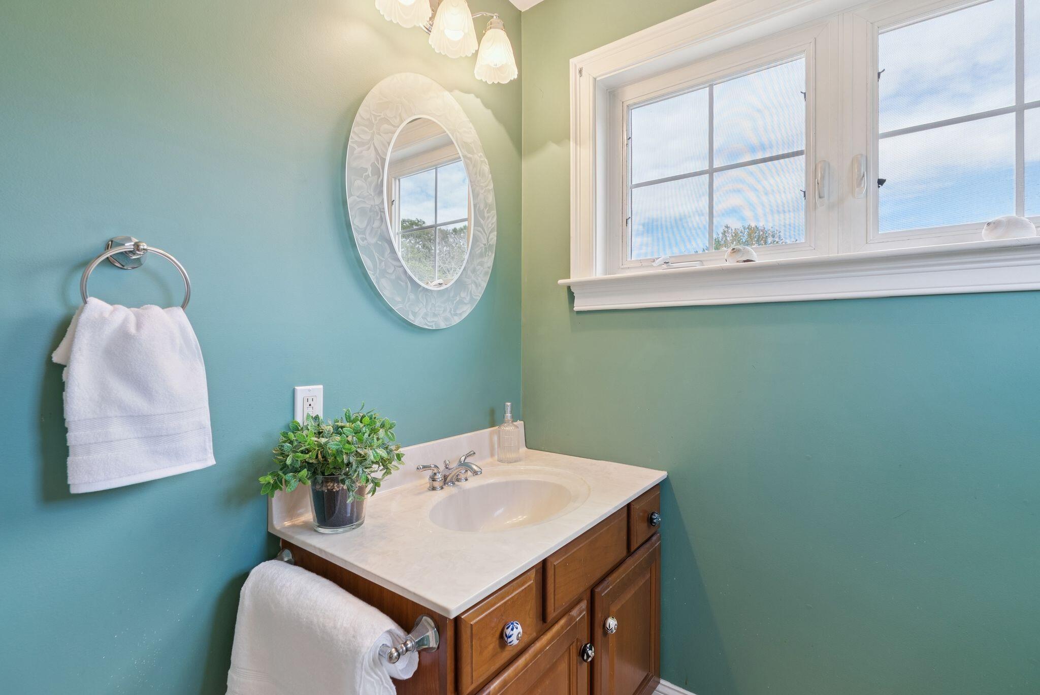 10 Seaside Avenue Saco ME 04072