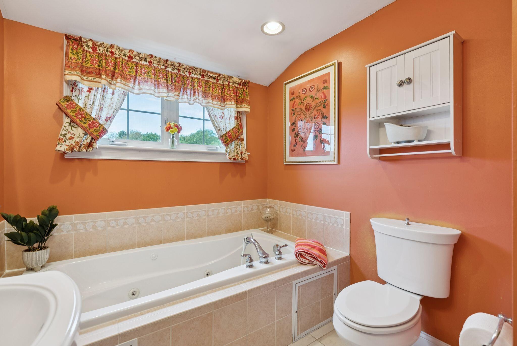 10 Seaside Avenue Saco ME 04072