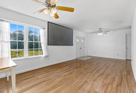 78 High Point Place Bradley ME 04411