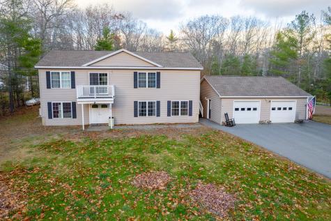 78 High Point Place Bradley ME 04411