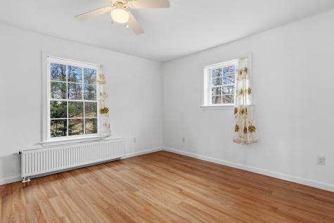 78 High Point Place Bradley ME 04411