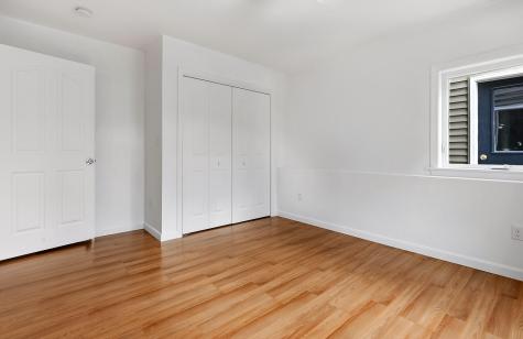 78 High Point Place Bradley ME 04411