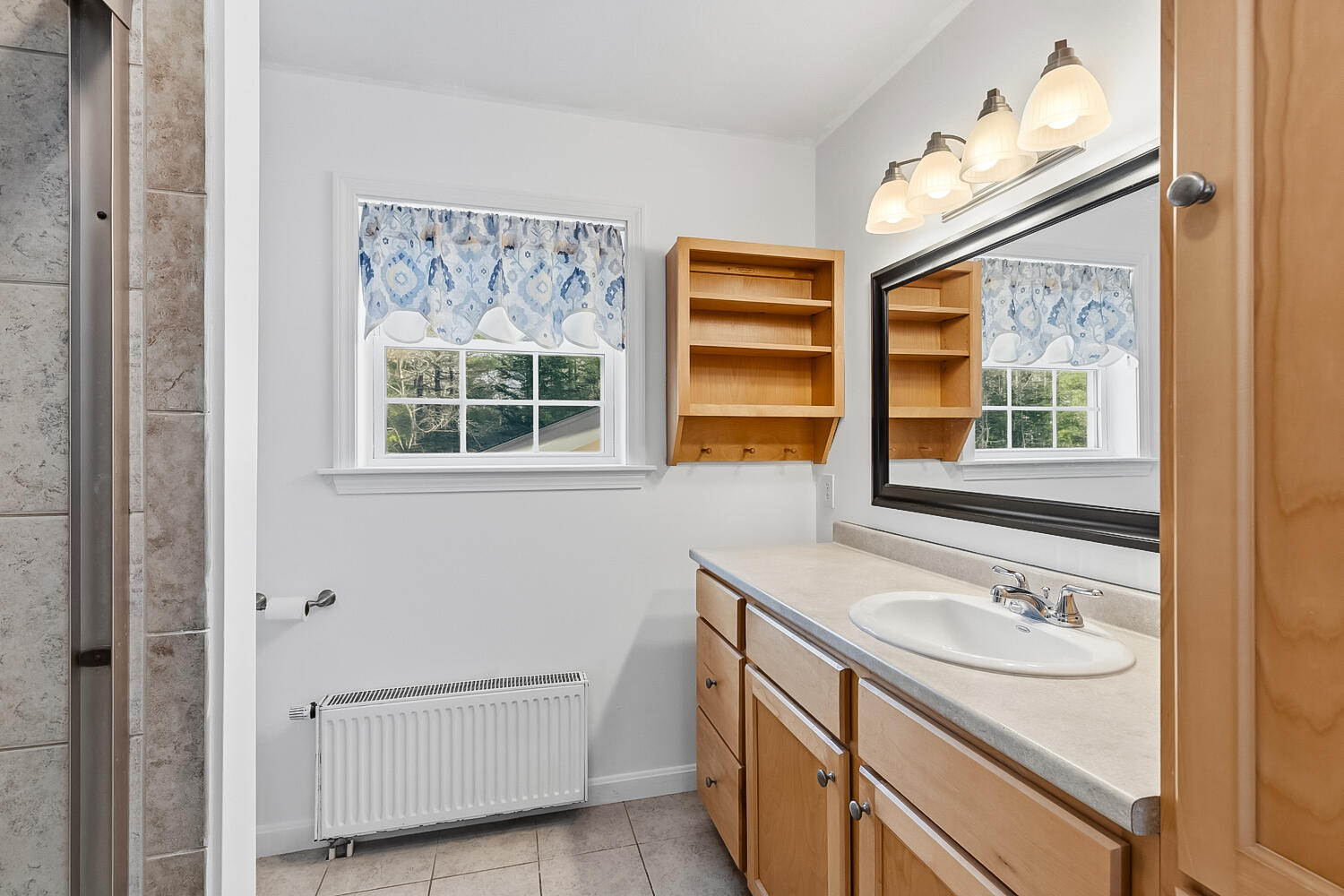 78 High Point Place Bradley ME 04411