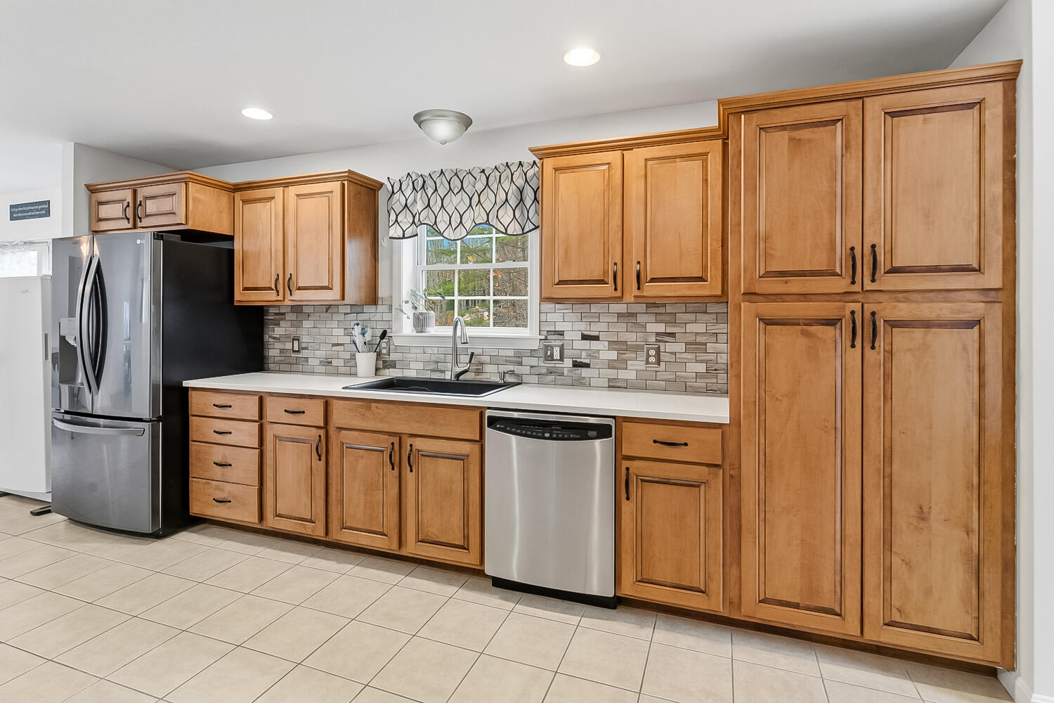 78 High Point Place Bradley ME 04411