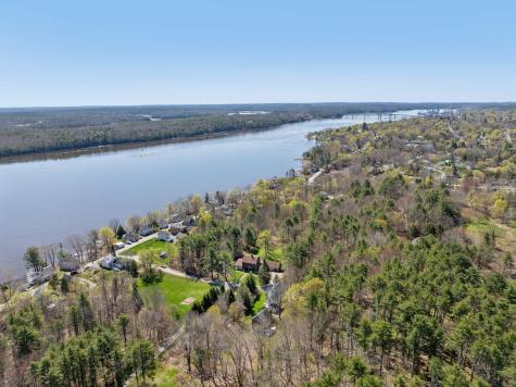 4 Mast Landing Bath ME 04530