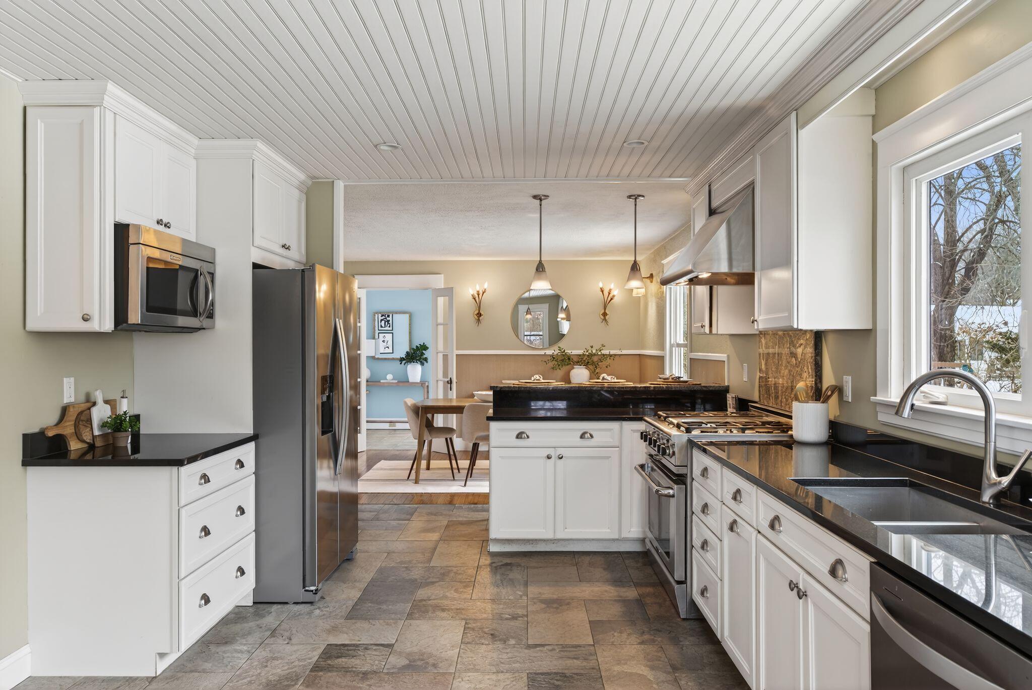 1157 Shore Road Cape Elizabeth ME 04107