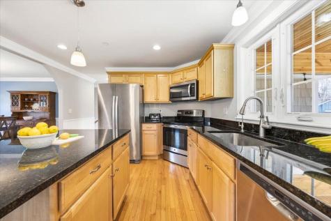17 Shiers Meadow Drive Gorham ME 04038