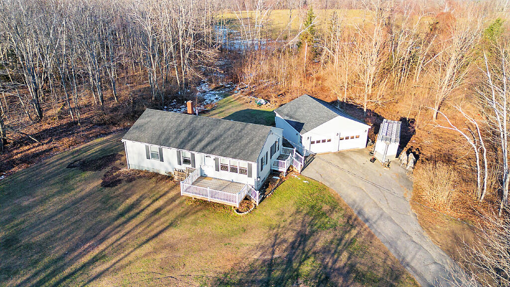 611 Quaker Hill Road Albion ME 04910