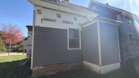 87 Spring Street Gardiner ME 04345