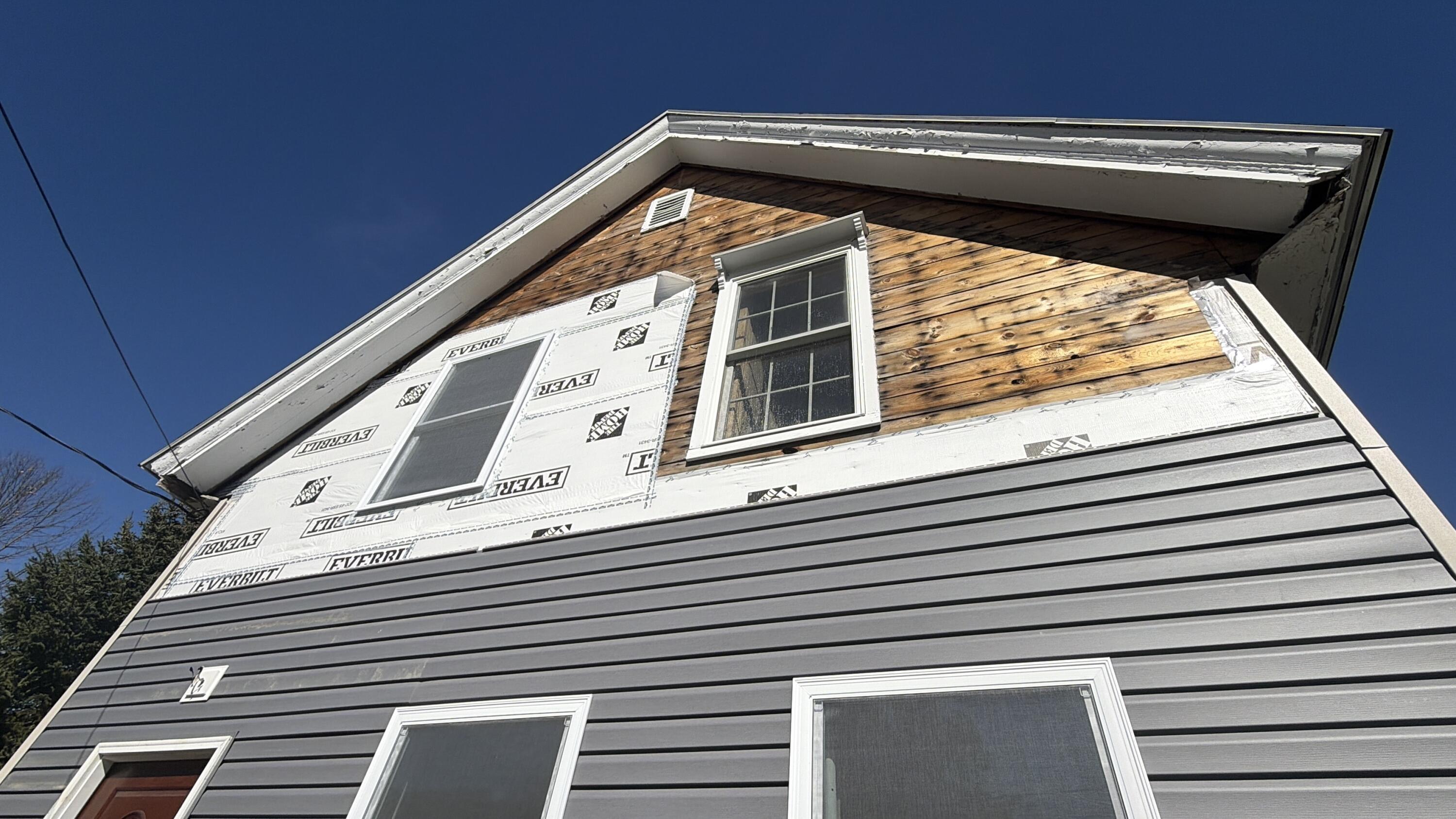 87 Spring Street Gardiner ME 04345