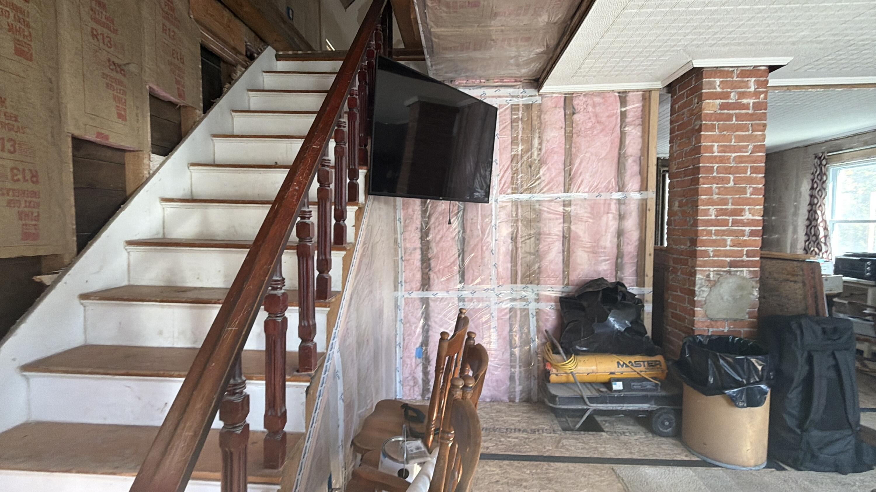 87 Spring Street Gardiner ME 04345