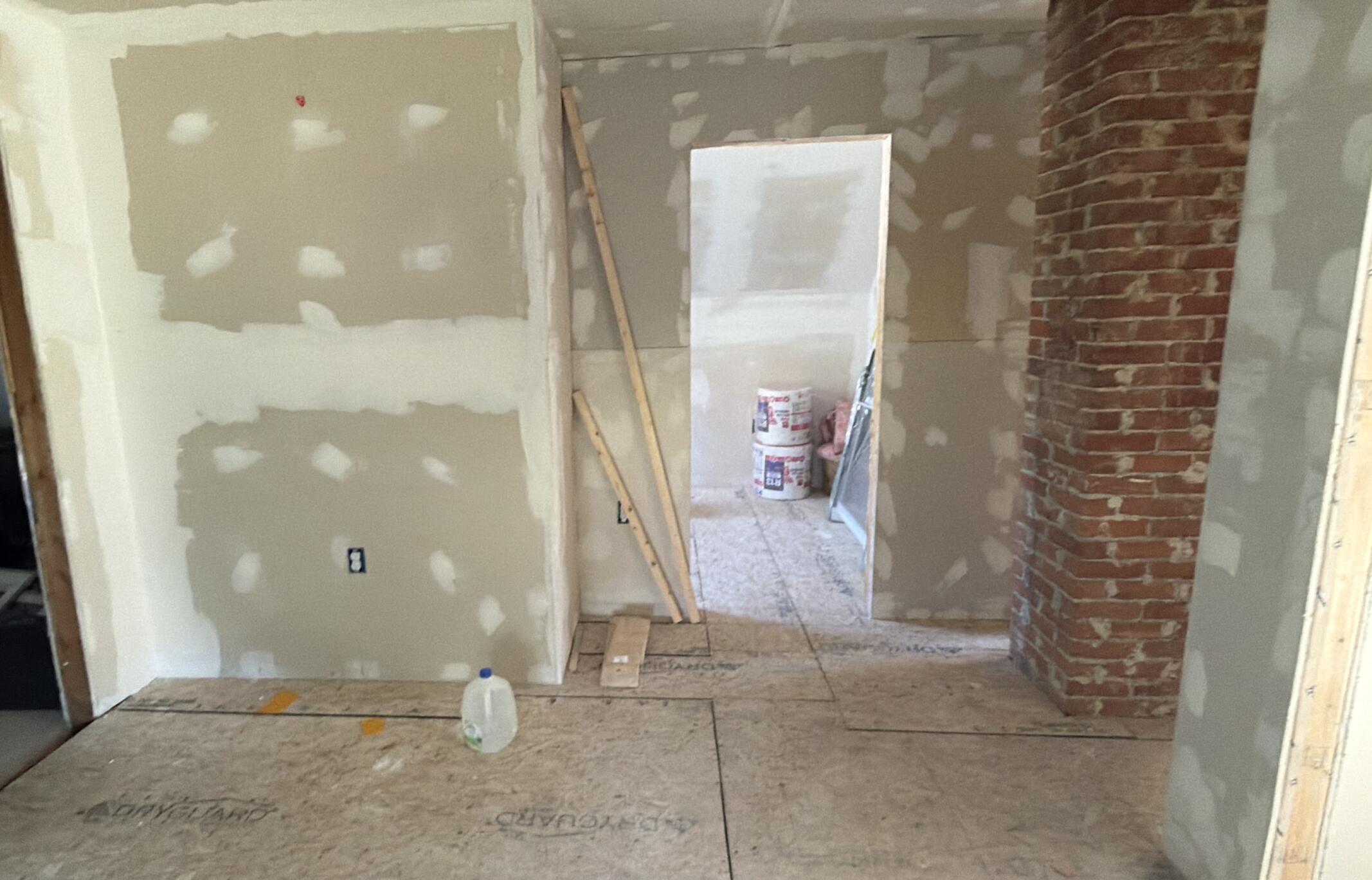 87 Spring Street Gardiner ME 04345