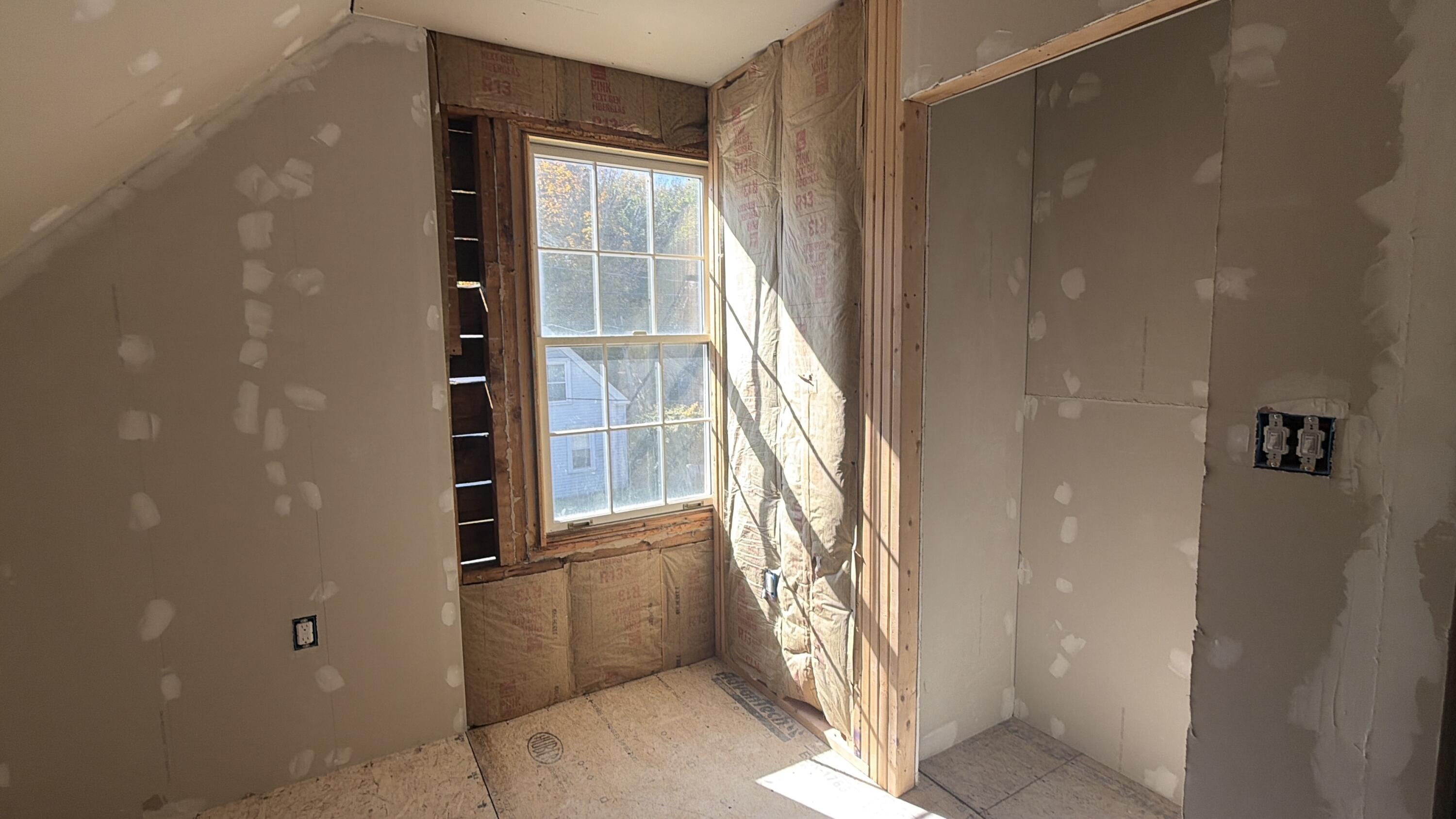 87 Spring Street Gardiner ME 04345