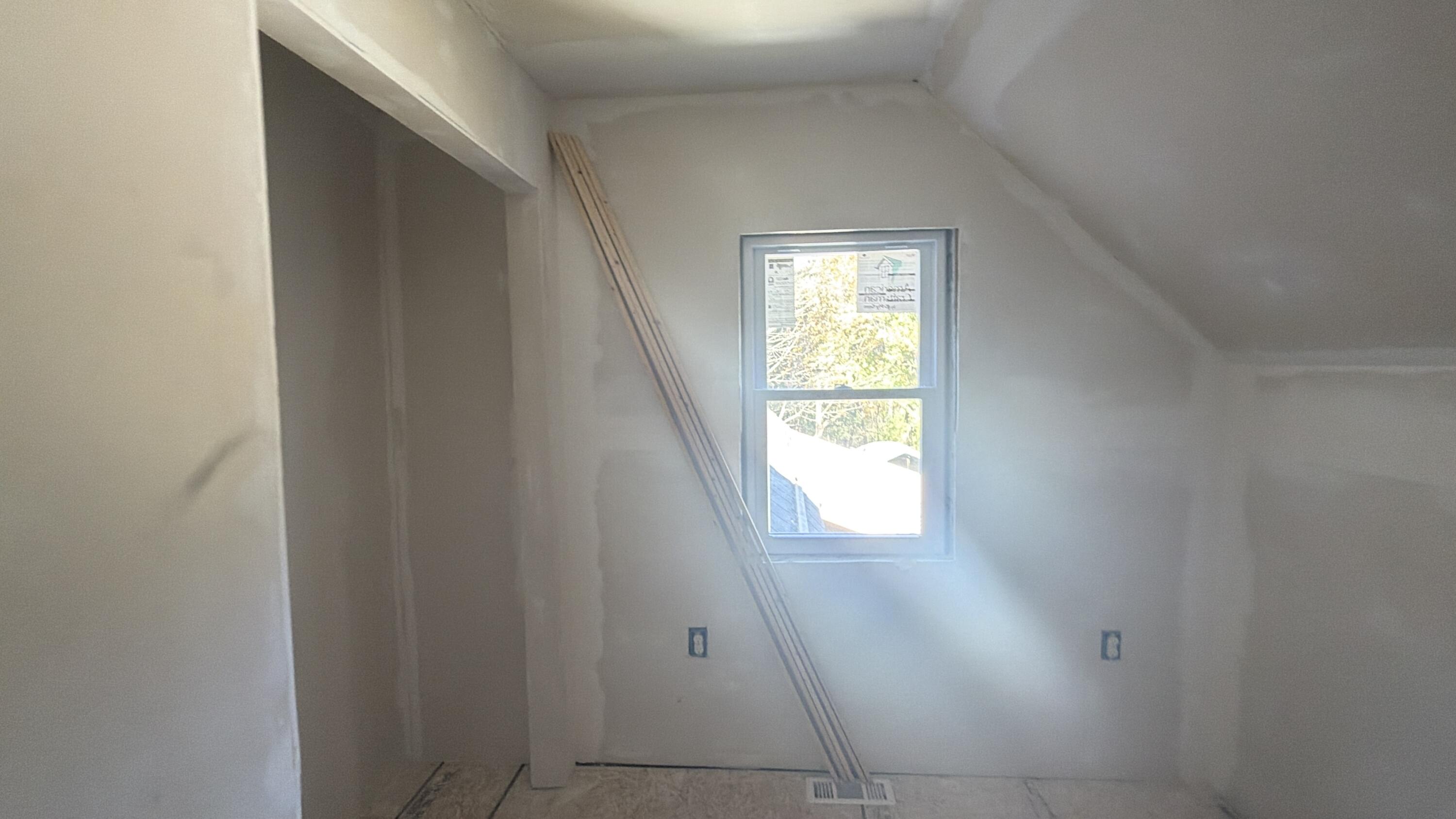 87 Spring Street Gardiner ME 04345