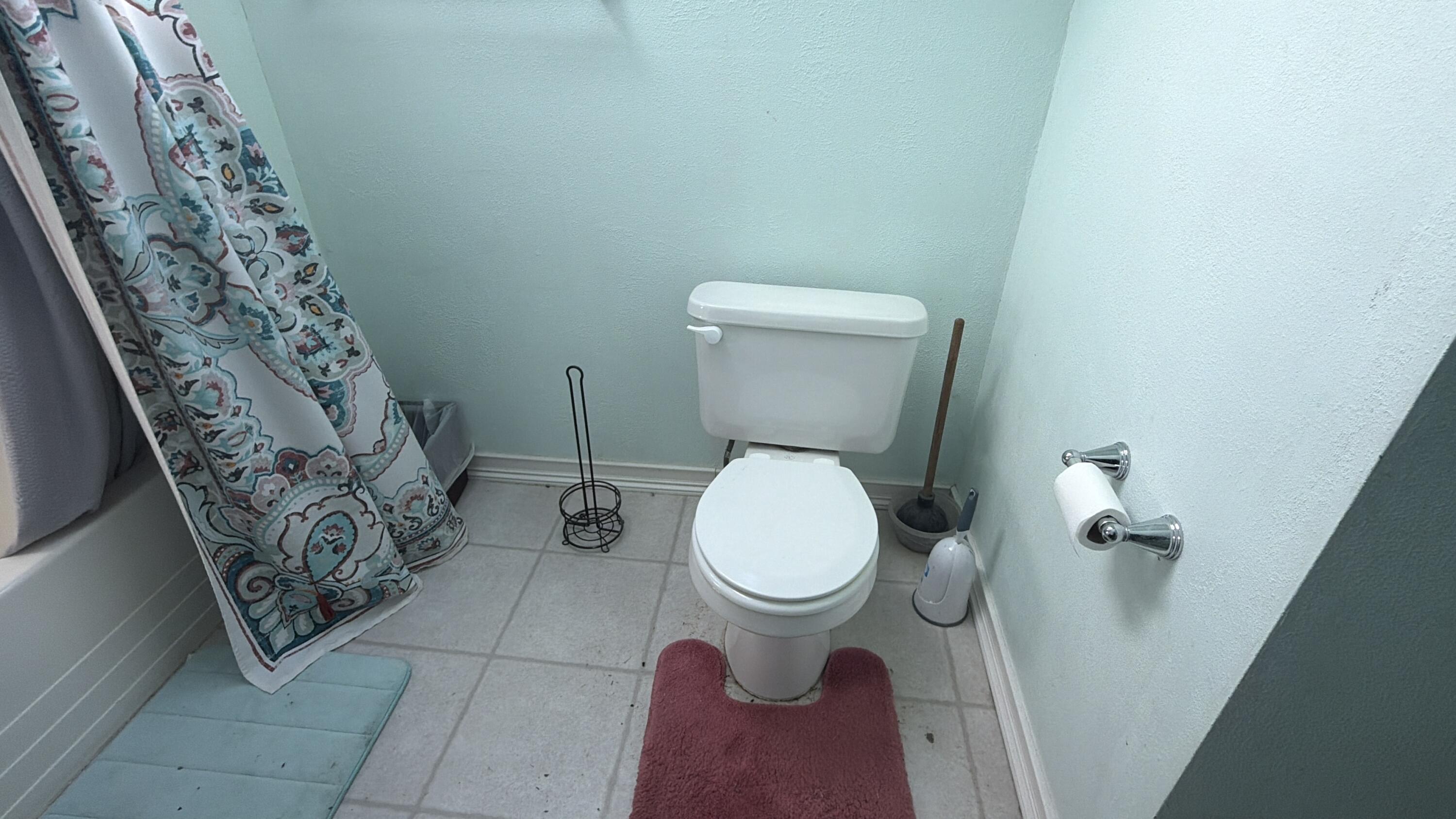 87 Spring Street Gardiner ME 04345