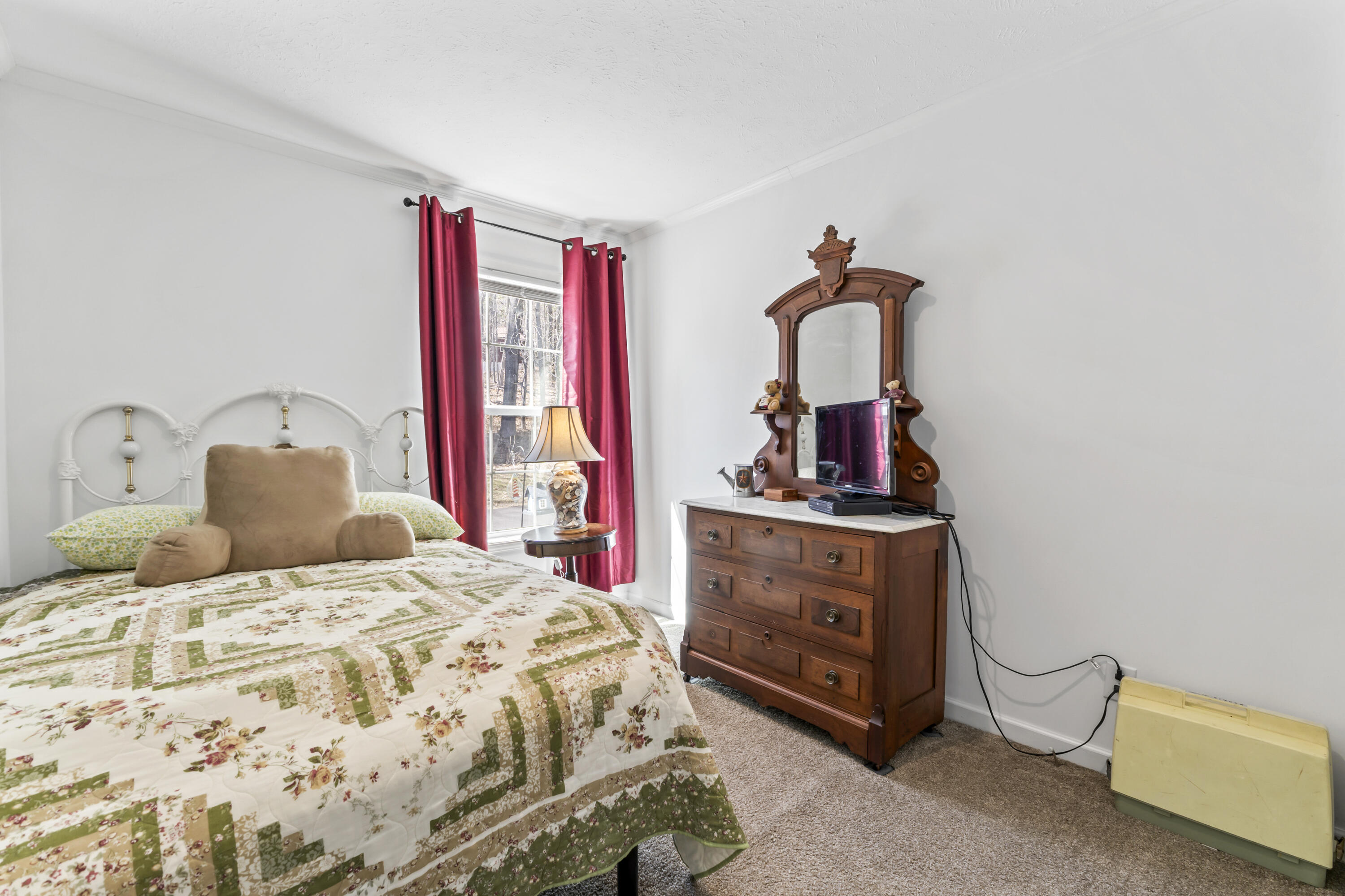 25 Birch Street Winthrop ME 04364