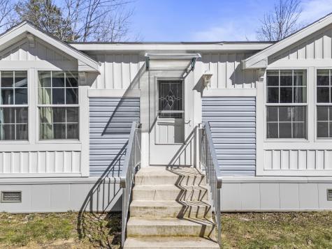 25 Birch Street Winthrop ME 04364