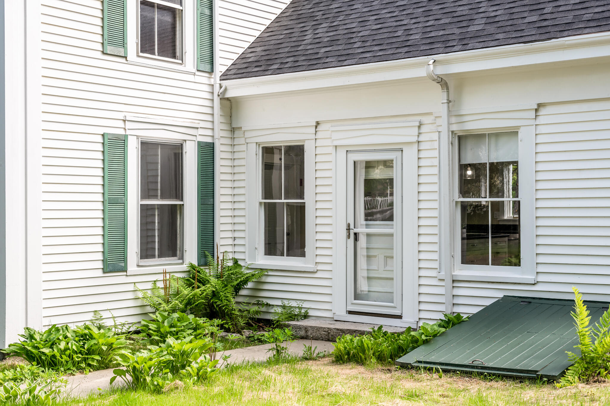 205 Main Street Winterport ME 04496