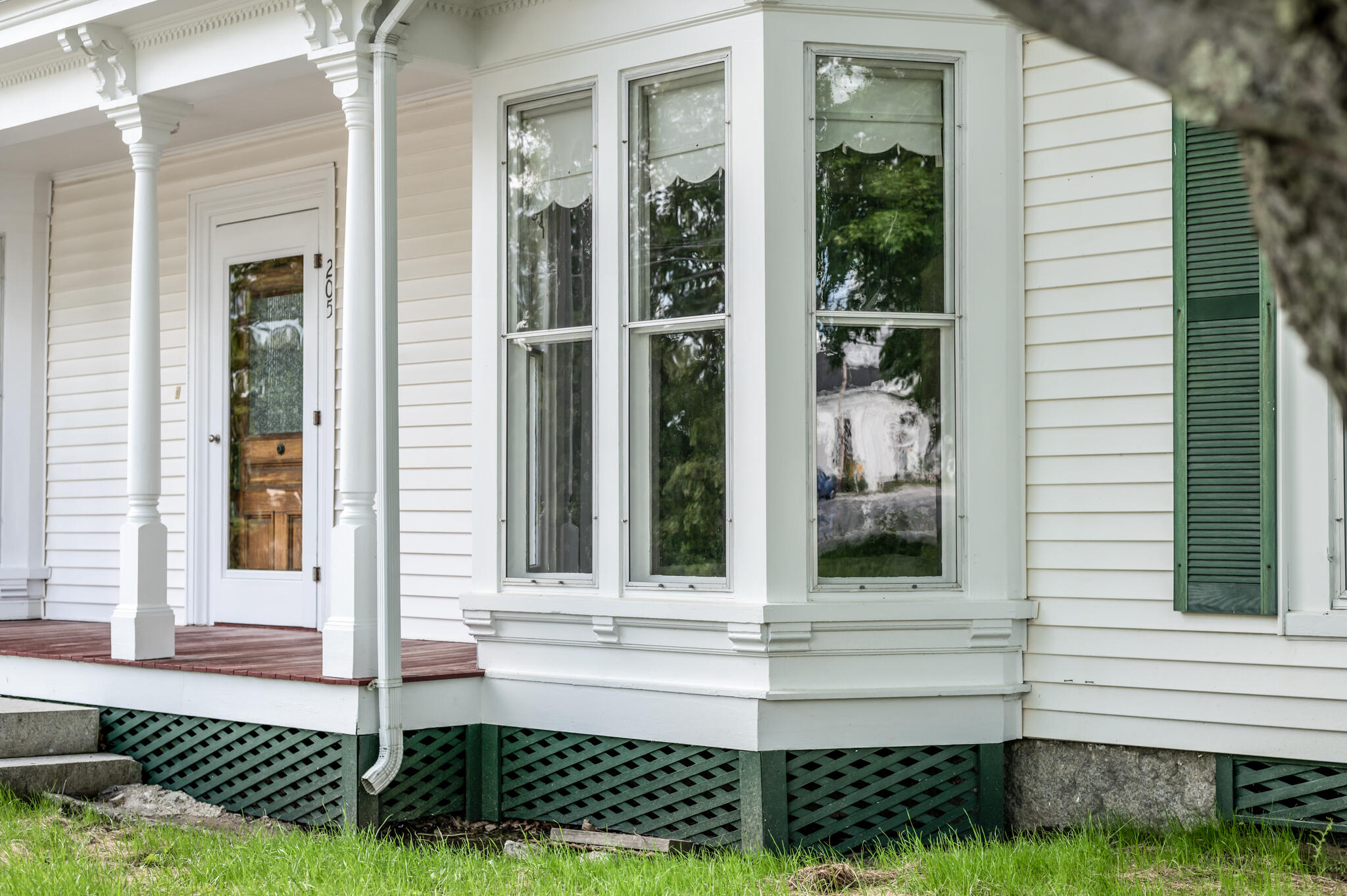 205 Main Street Winterport ME 04496
