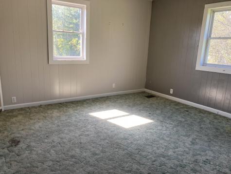 182 Mcnally Road Clinton ME 04927