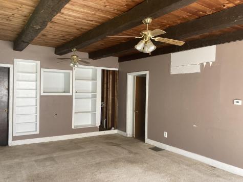 182 Mcnally Road Clinton ME 04927