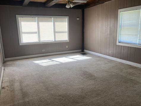 182 Mcnally Road Clinton ME 04927