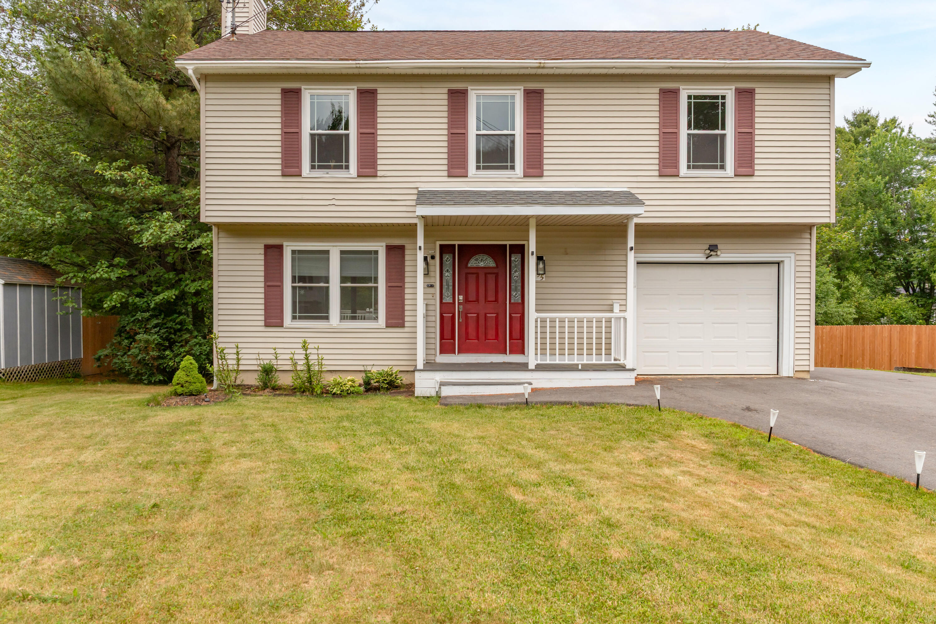 95 Yankee Avenue Bangor ME 04401