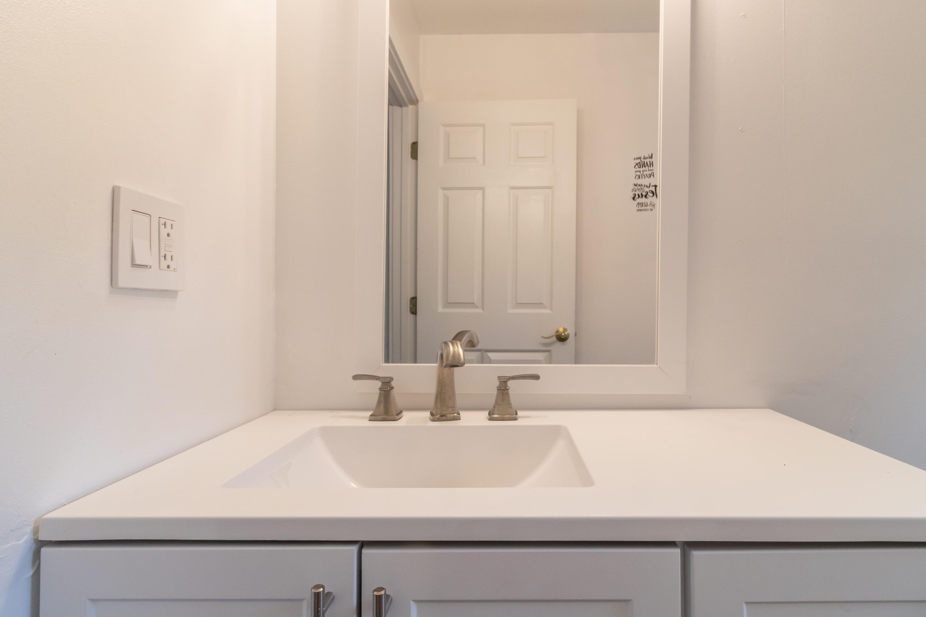 95 Yankee Avenue Bangor ME 04401