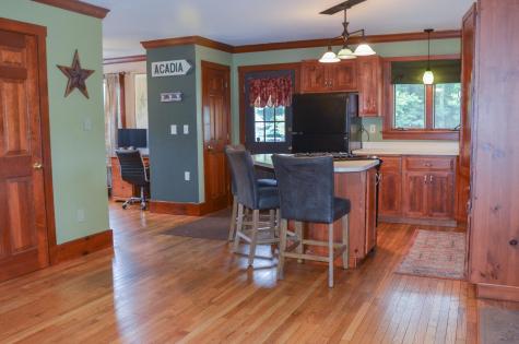 720 Pottle Hill Road Minot ME 04258