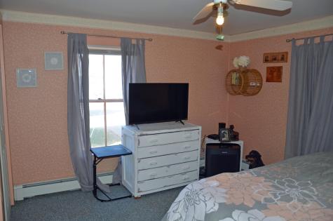 13 Hazen Street Norway ME 04268