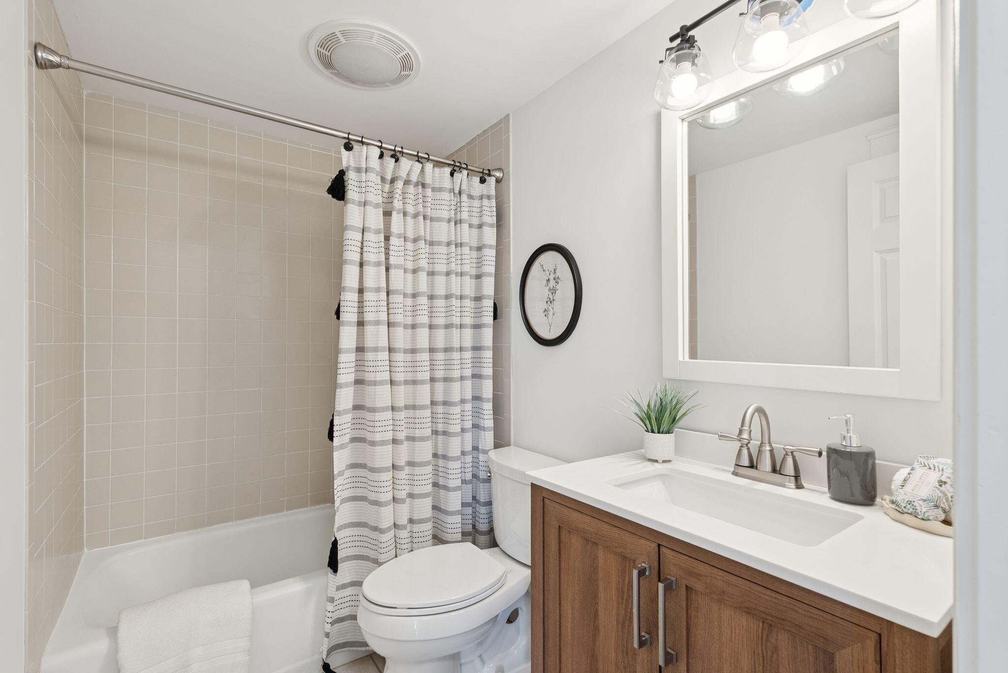 242 Veranda Street Portland ME 04103