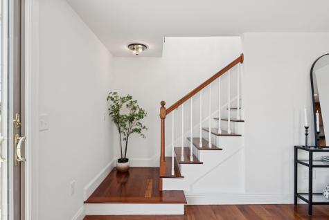 242 Veranda Street Portland ME 04103