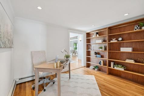 242 Veranda Street Portland ME 04103